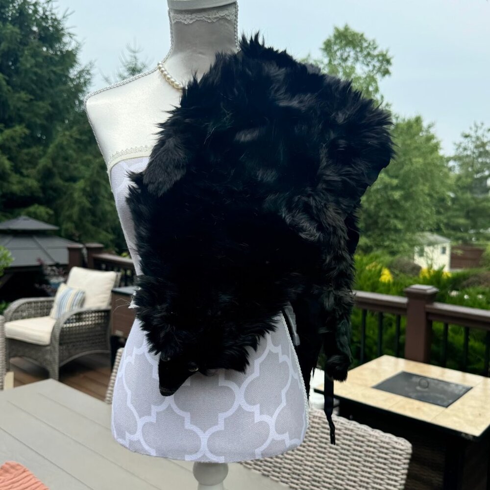 One-of-a-kind authentic vintage real fur shawl featuring a preserved full animal